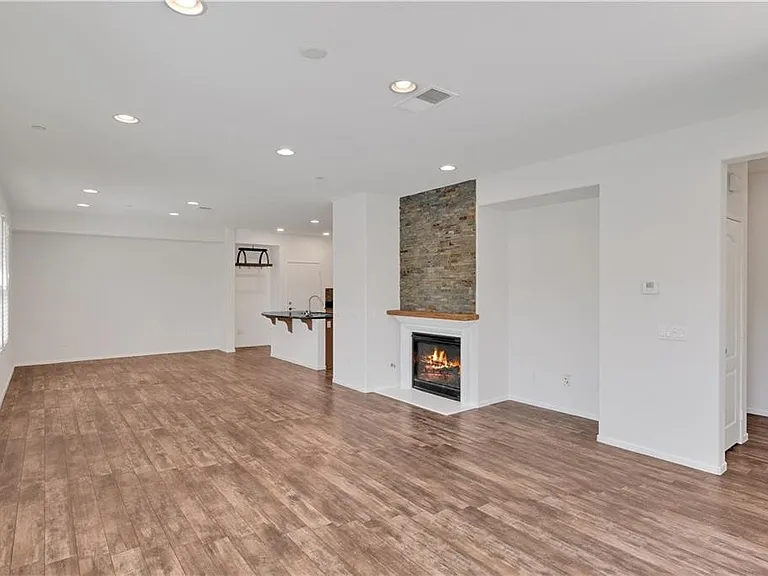 15723 Parkhouse Dr #91 — Photo 3