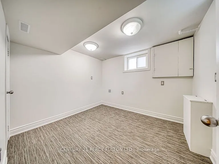 36 Merryfield Dr — Photo 19