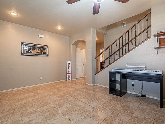 4th image of 3723 W 39th St