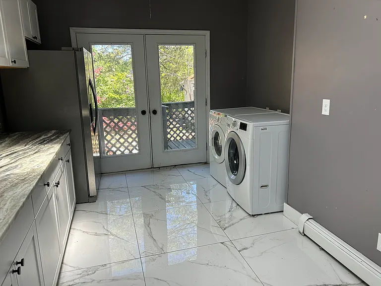 9 Highview Ave — Photo 4