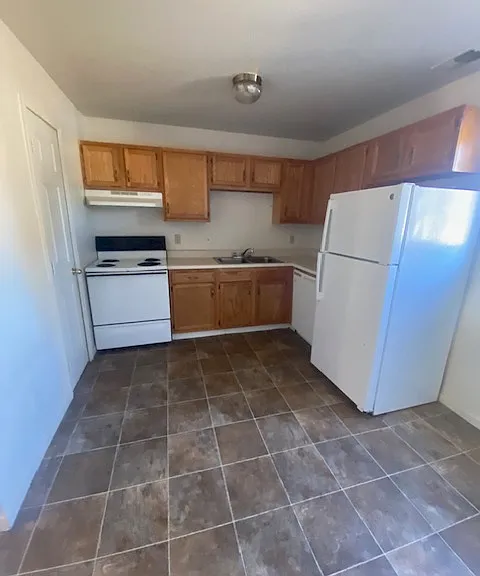 512 S Beveridge St #5 — Photo 4