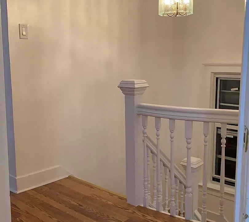 144 Bay 7 St
