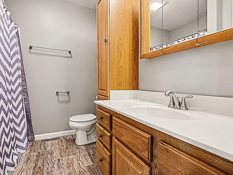19282 Yoder Dr — Photo 19