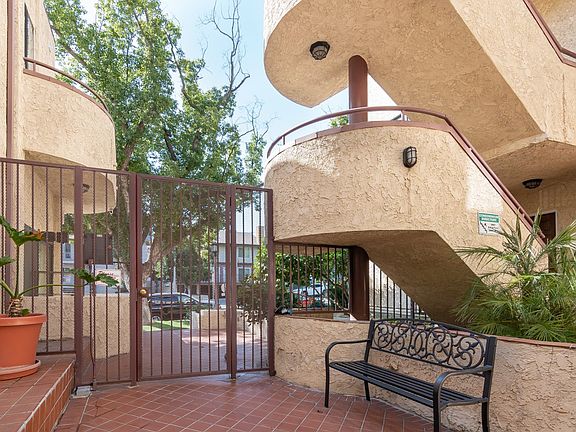 3rd image of 620 E Angeleno Ave APT B