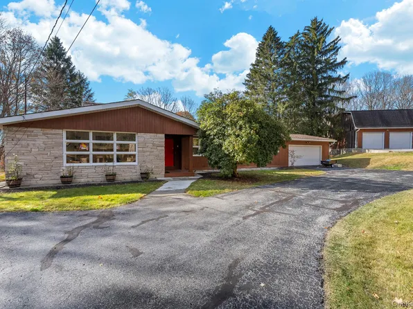 45 BAKER Rd Road, Hopewell Junction, NY 12533