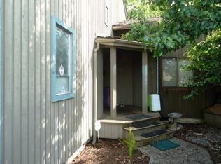 2407 SE 8th Pl, Renton, WA 98055