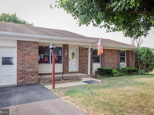 34 Cumbia Ave, Luray, VA 22835