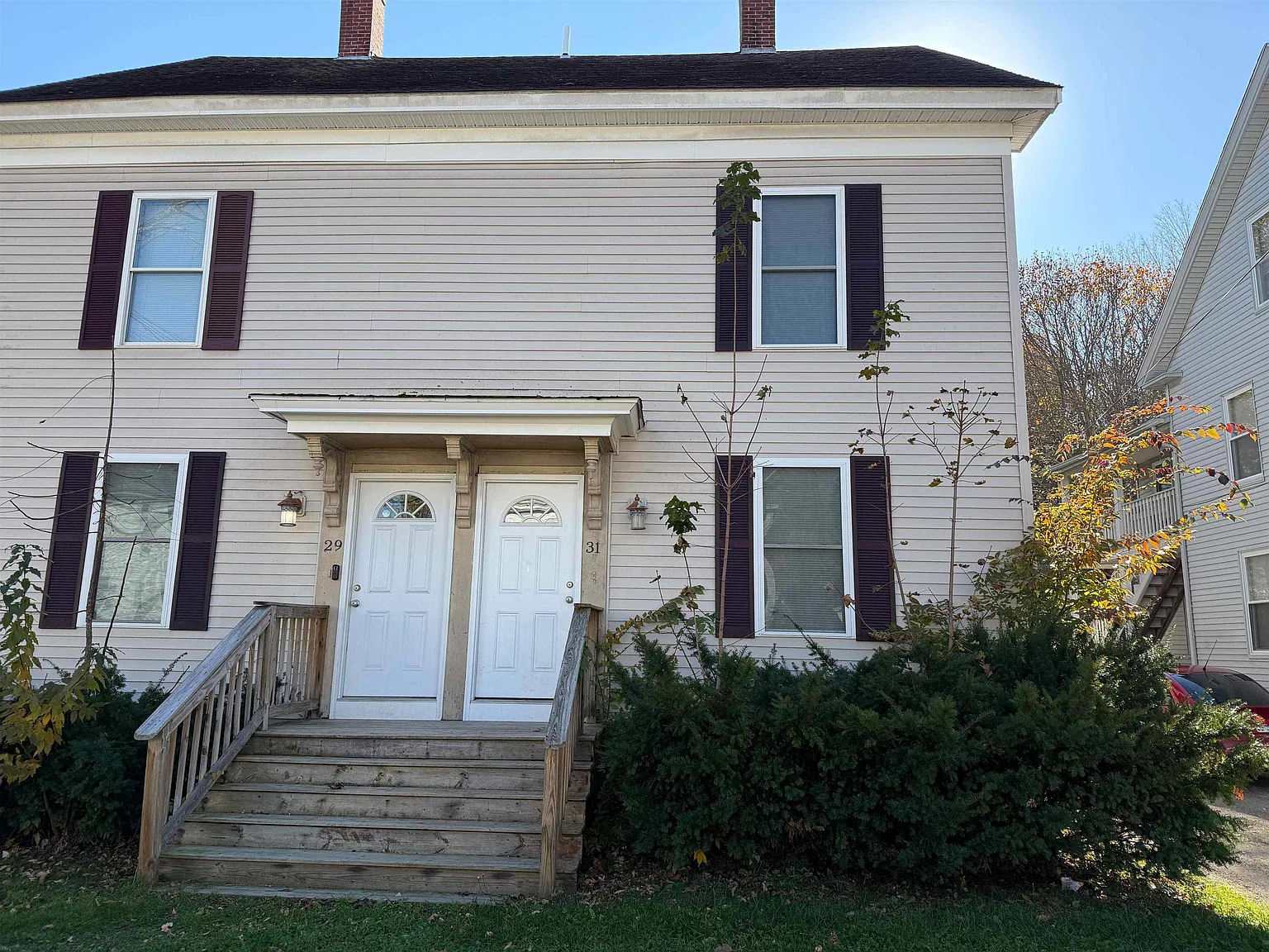 4 bed, 2.0 bath, 1327 sqft, $2,800 — Photo 1
