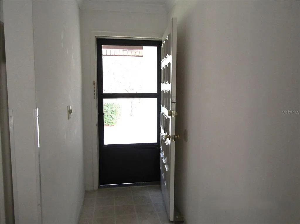 1 bed, 1.0 bath, 789 sqft, $1,600 — Photo 3