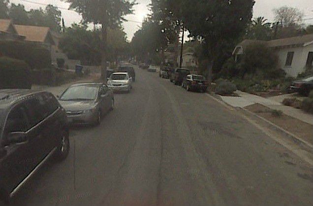 2nd image of 420 E Ellis Ave
