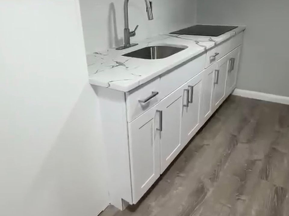 1st image of 717 McKinley St #1-B