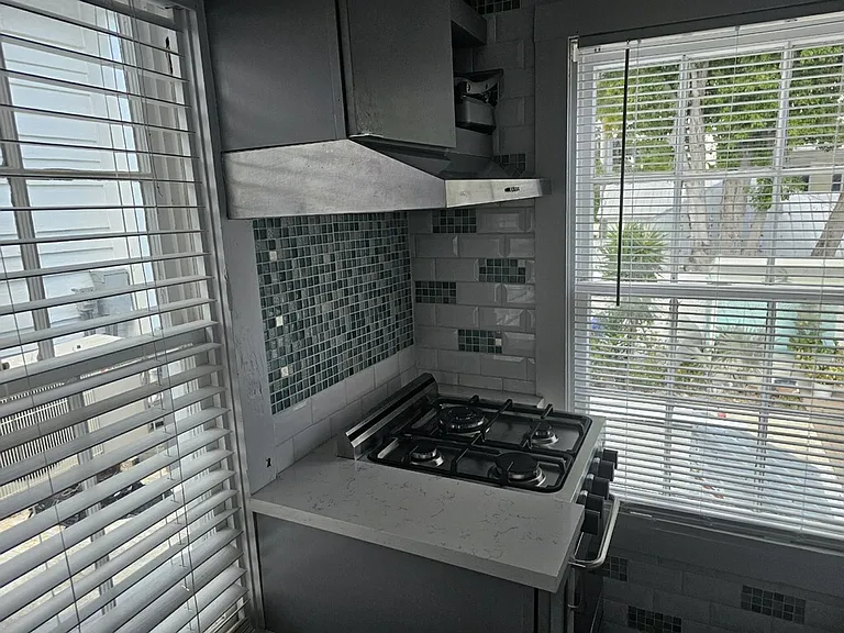 901 White St #2 — Photo 2