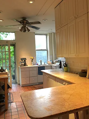 Rented by Brooklyn Real Inc | media 23