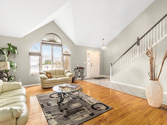 4th image of 1708 Pebble Beach Dr