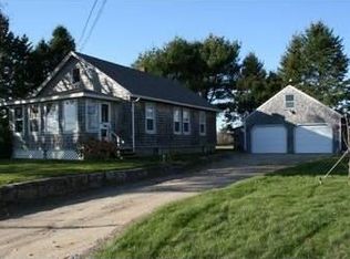 795 Indian Corner Rd, North Kingstown, RI 02852