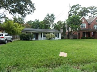 1411 Sue Barnett Dr, Houston, TX 77018