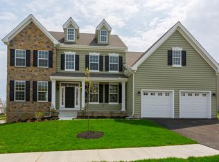 19 Denise Dr, Avondale, PA 19311