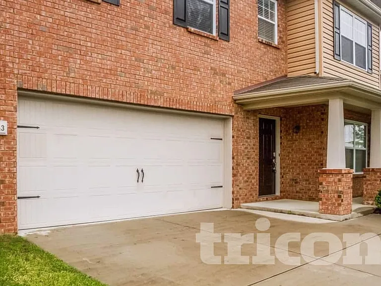 7343 Autumn Crossing Way — Photo 4