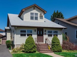 411 Dixie Ave, Hawthorne, NJ 07506