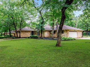 2345 Ravenwood Dr, Grand Prairie, TX 75050
