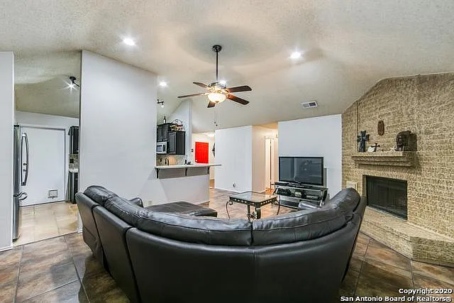 6039 John Chapman — Photo 14