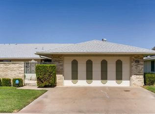 19046 N Concho Cir, Sun City, AZ 85373