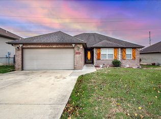 3316 S Carriage Ave, Springfield, MO 65809