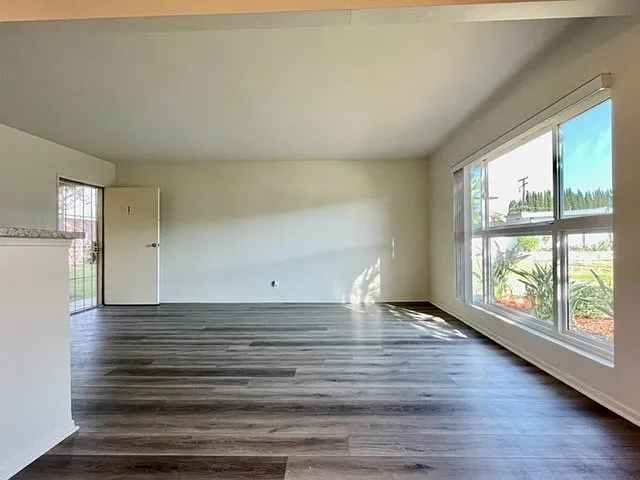 1811 W Sallie Ln #D1 — Photo 34
