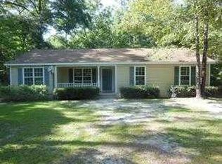 102 Quail Ct, Crawfordville, FL 32327
