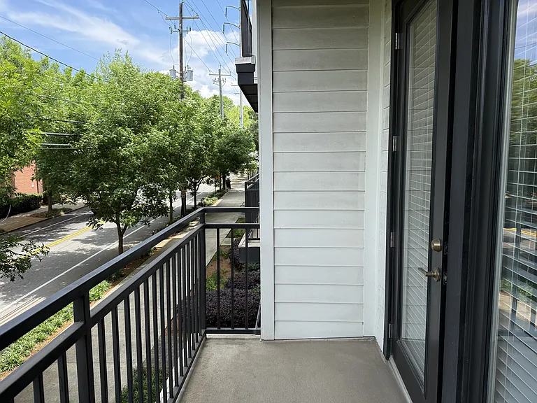 915 Glenwood Apartments on the Beltline — Photo 87