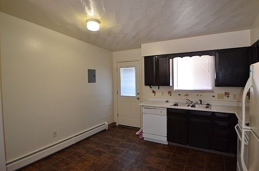 3rd image of 5327 S Fox St APT A