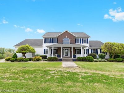 2397 Equestrian Dr, Saint Clair, MI, 48079