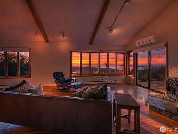 5th image of 406 Parker Reef Road