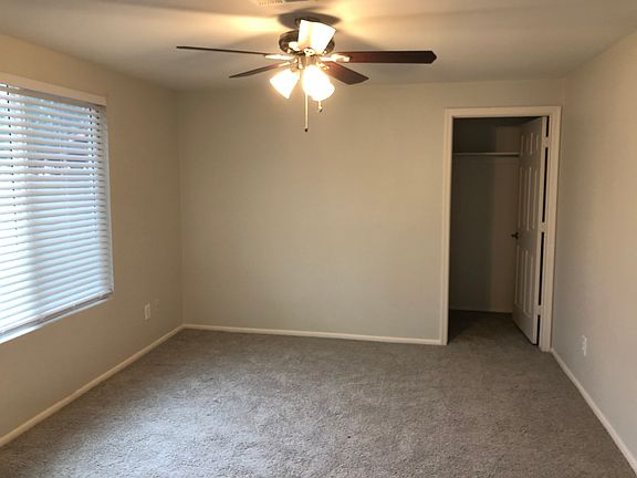 5th image of 3819 E Ludlow Dr