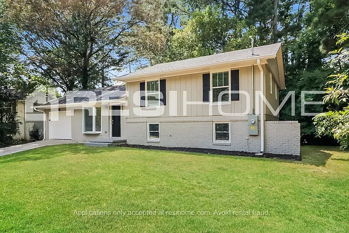 Building Photo - 6791 Gillis Ct