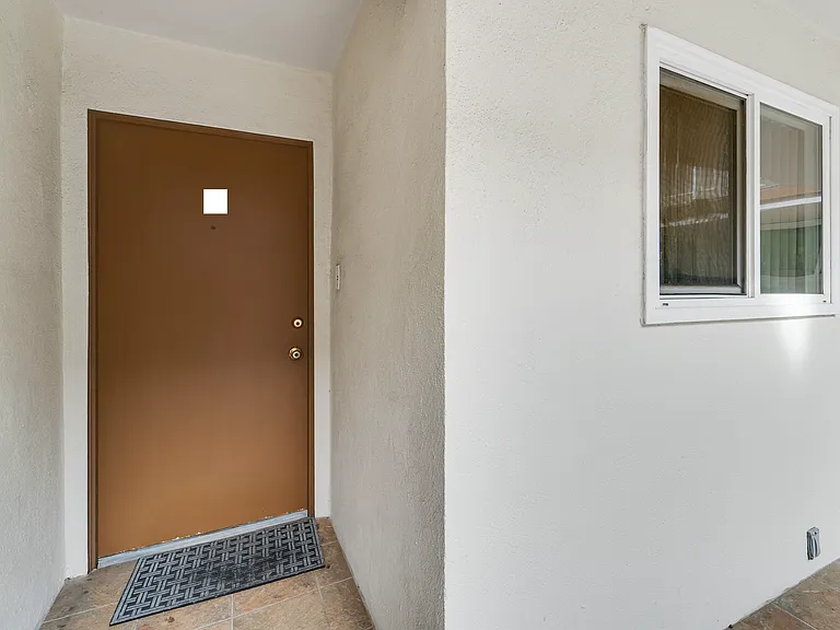 Levering Heights — Photo 19