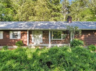 37 Cooney Rd, Pomfret Center, CT 06259