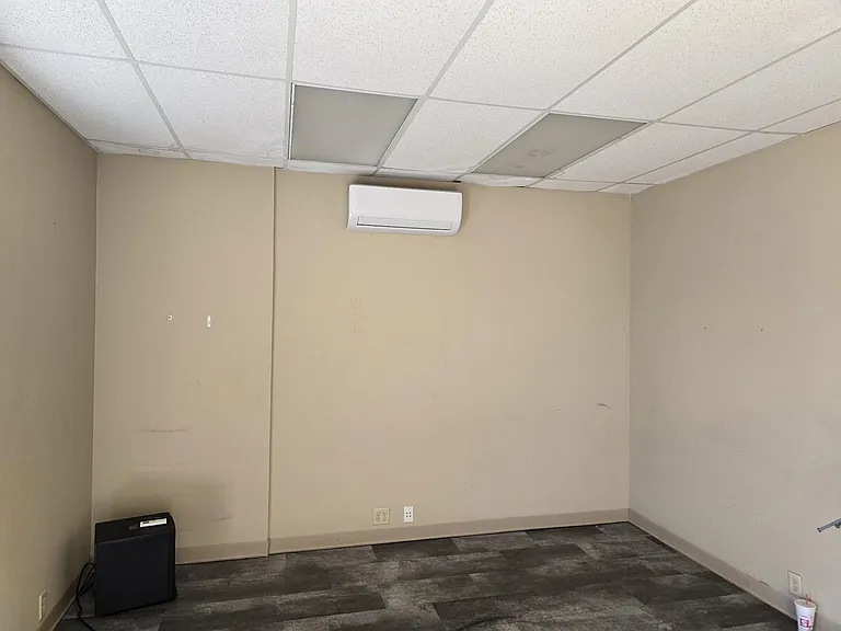 6122 E Shadybrook St #9 — Photo 5