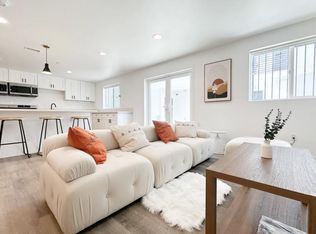 1443 W 37th Dr #2, Los Angeles, CA 90018
