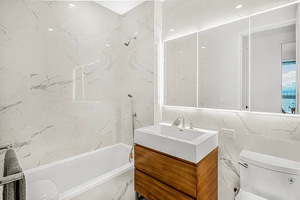 Rented by Compass | media 9