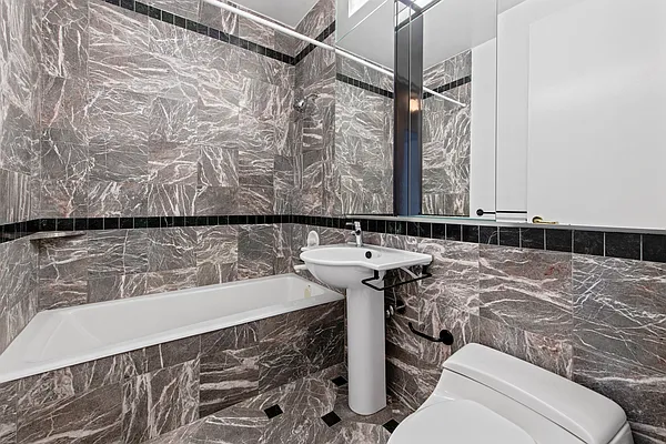 Rented by Douglas Elliman | media 24