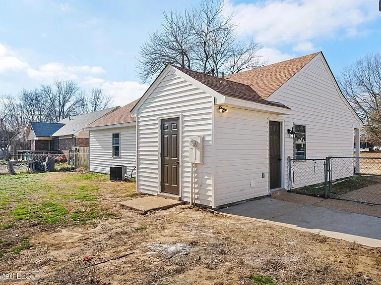 6540 Riverdale Rd #1 — Photo 22