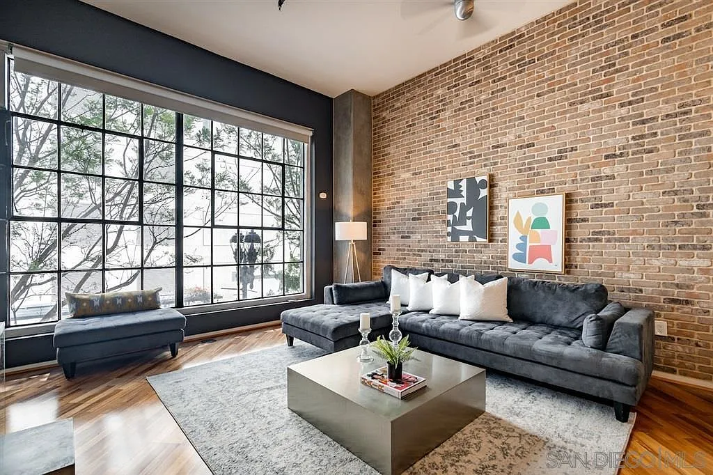 1 bed, 1.0 bath, $5,275 — Photo 4