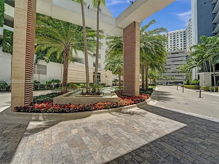 16385 Biscayne Blvd #3107 — Photo 48