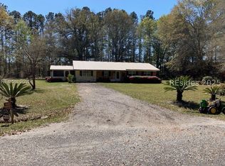 99 Milden Hall Dr, Ridgeland, SC 29936
