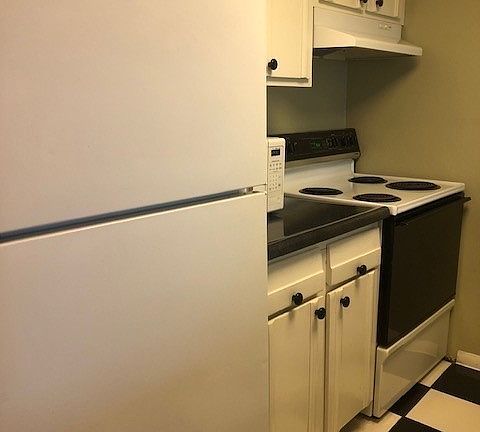 5th image of 1350 N Lafayette St APT 301