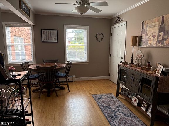 4th image of 1124 Valley Rd #1A