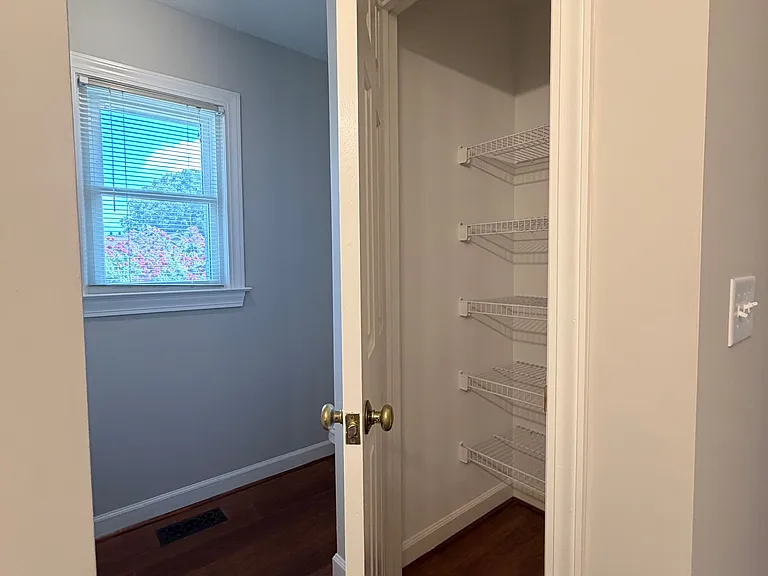 351 S Cherry St — Photo 38