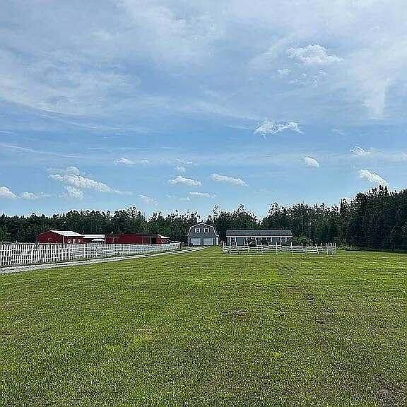 1st image of 8265 Dietz Rd