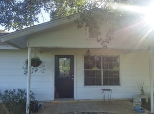 1006 Lee Rd, Bastrop, TX 78602